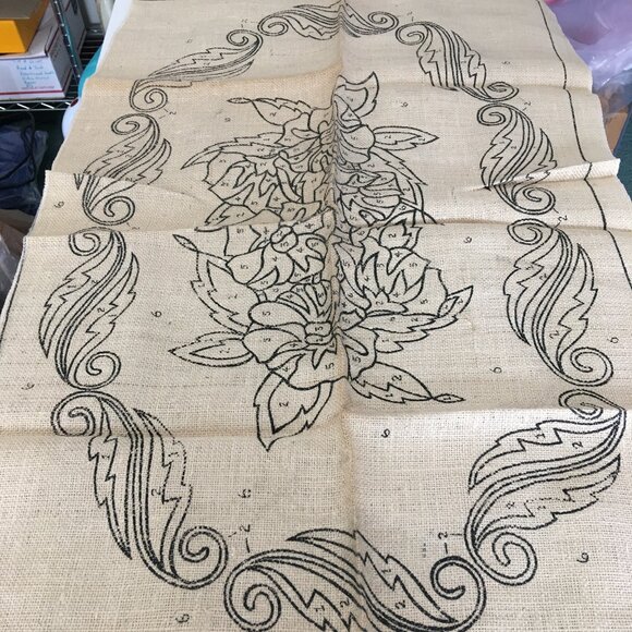 Punch needle rugs by numbers poppy flower pattern rug foundation or wall hanging - Picture 6 of 8